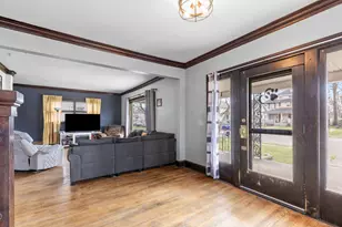 464 E Cassilly St, Springfield, OH 45503 - Photo 6