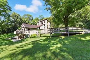 1681 Van Blaricum Rd, Green Township, OH 45233 - Photo 2