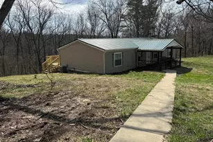 3190 Chicken Coop Hill Rd SE, Lancaster, OH 43130 - Photo 2