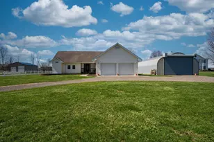 1687 Lake Drive Rd, Heath, OH 43056 - Photo 2