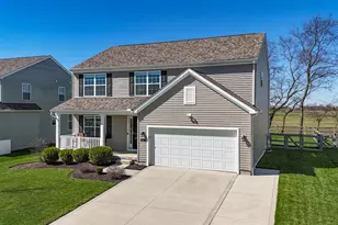 201 Rosewood Loop SW, Commercial Point, OH 43116 - Photo 2