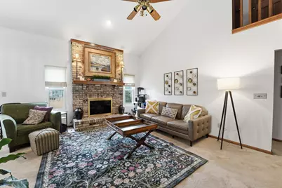 5700 Brook Hollow Drive, Hilliard, OH 43026 - Photo 8