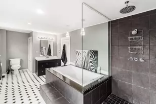 951 Mt Pleasant Ave, Columbus, OH 43201 - Photo 20