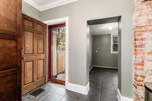 951 Mt Pleasant Ave, Columbus, OH 43201 - Photo 10