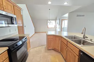 962 Snowmass Dr, Galion, OH 44833 - Photo 16