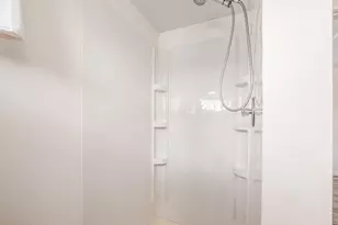 1889 S 4th St, Columbus, OH 43207 - Photo 16