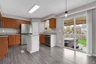 1417 Fahy Dr, Columbus, OH 43223 - Photo 12