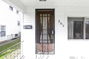 261 N Wheatland Ave, Columbus, OH 43204 - Photo 4