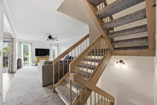 694 Tall Oaks Dr, Newark, OH 43055 - Photo 2