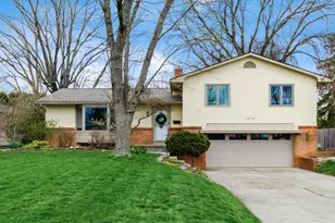 1418 Northam Rd, Columbus, OH 43221 - Photo 1