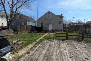 1332 E Hudson St, Columbus, OH 43211 - Photo 4