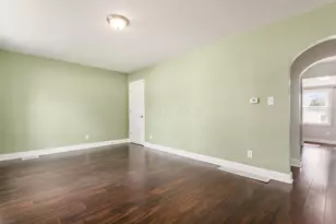 1725 E Cooke Rd, Columbus, OH 43224 - Photo 6