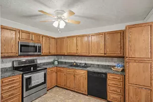 480 Nassau Dr, Marion, OH 43302 - Photo 10