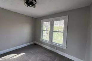 229 N Spring St, Logan, OH 43138 - Photo 12