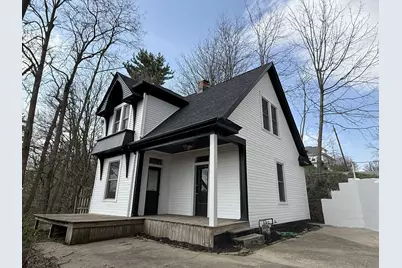 229 N Spring Street, Logan, OH 43138 - Photo 1