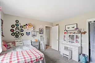 902-904 Bluffway Dr, Columbus, OH 43235 - Photo 26