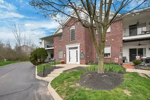 6220 Harbour Pointe, Columbus, OH 43231 - Photo 4