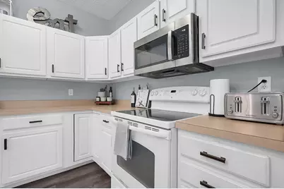 6220 Harbour Pointe #101, Columbus, OH 43231 - Photo 12