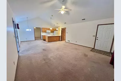 2465 Meadow Glade Drive #26, Hilliard, OH 43026 - Photo 4