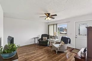 1118 Chalet Ave, New Carlisle, OH 45344 - Photo 6