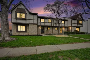 1914 Laramie Dr, Powell, OH 43065 - Photo 2