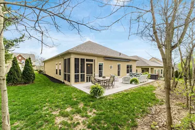 1126 Cross Creeks Ridge, Pickerington, OH 43147 - Photo 6