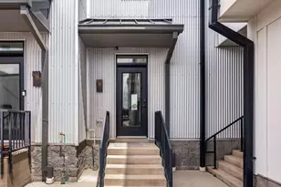 201 E 5th Ave, Columbus, OH 43201 - Photo 2