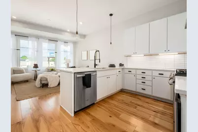 201 E 5th Avenue #201, Columbus, OH 43201 - Photo 18