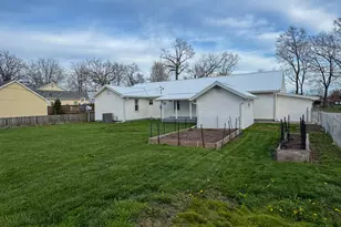 1097 Forest Dr, Columbus, OH 43223 - Photo 30