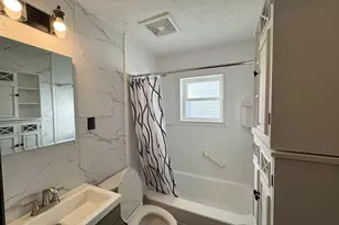 1097 Forest Dr, Columbus, OH 43223 - Photo 14