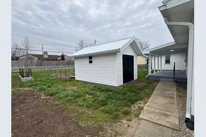 1097 Forest Drive, Columbus, OH 43223 - Photo 28