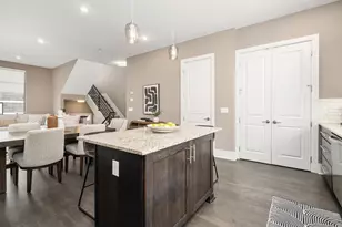 107 Aston Row Ln, Columbus, OH 43201 - Photo 8