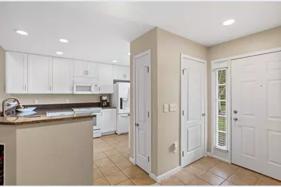 7359 Cherry Brook Drive, Reynoldsburg, OH 43068 - Photo 4