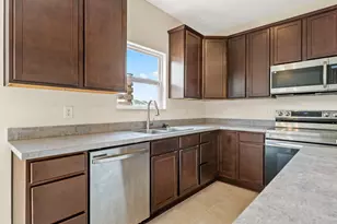 1598 Lewes Castle Dr, Grove City, OH 43123 - Photo 14