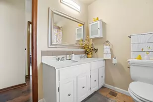 1800 Lakehill Ct, Columbus, OH 43229 - Photo 28