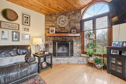 13739 Old Mansfield Road, Mount Vernon, OH 43050 - Photo 10