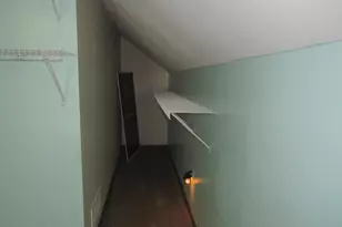 153 E Water St, Circleville, OH 43113 - Photo 12