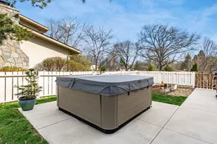 909 Clubview Blvd N, Columbus, OH 43235 - Photo 54