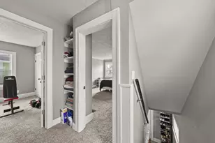 330 S Richardson Ave, Columbus, OH 43204 - Photo 16