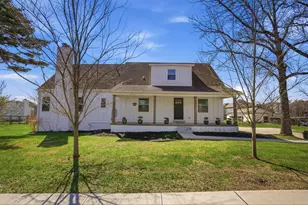 667 E College Ave, Westerville, OH 43081 - Photo 2