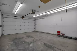 396 Lincolnshire Rd, Columbus, OH 43230 - Photo 48