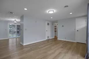 396 Lincolnshire Rd, Columbus, OH 43230 - Photo 8