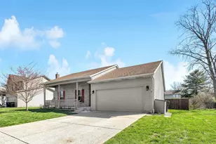 934 Peppercorn Pl, Columbus, OH 43230 - Photo 2