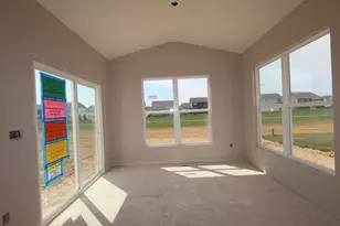 1426 Speedliner Dr, Plain City, OH 43064 - Photo 2