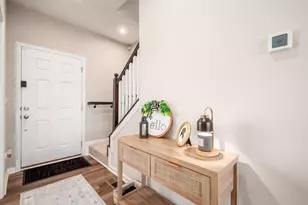 8154 Cherry Birch Dr, Tipp City, OH 45371 - Photo 2