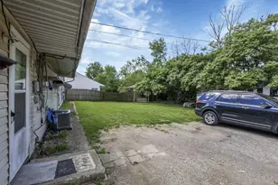 861 Derrer Rd, Columbus, OH 43204 - Photo 10
