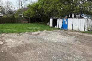 861 Derrer Rd, Columbus, OH 43204 - Photo 4