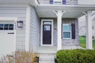 225 Messenger Way, Lewis Center, OH 43035 - Photo 2