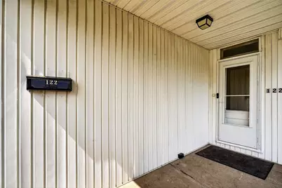 122 Pleasant Street, Circleville, OH 43113 - Photo 4