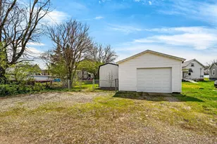 122 Pleasant St, Circleville, OH 43113 - Photo 42